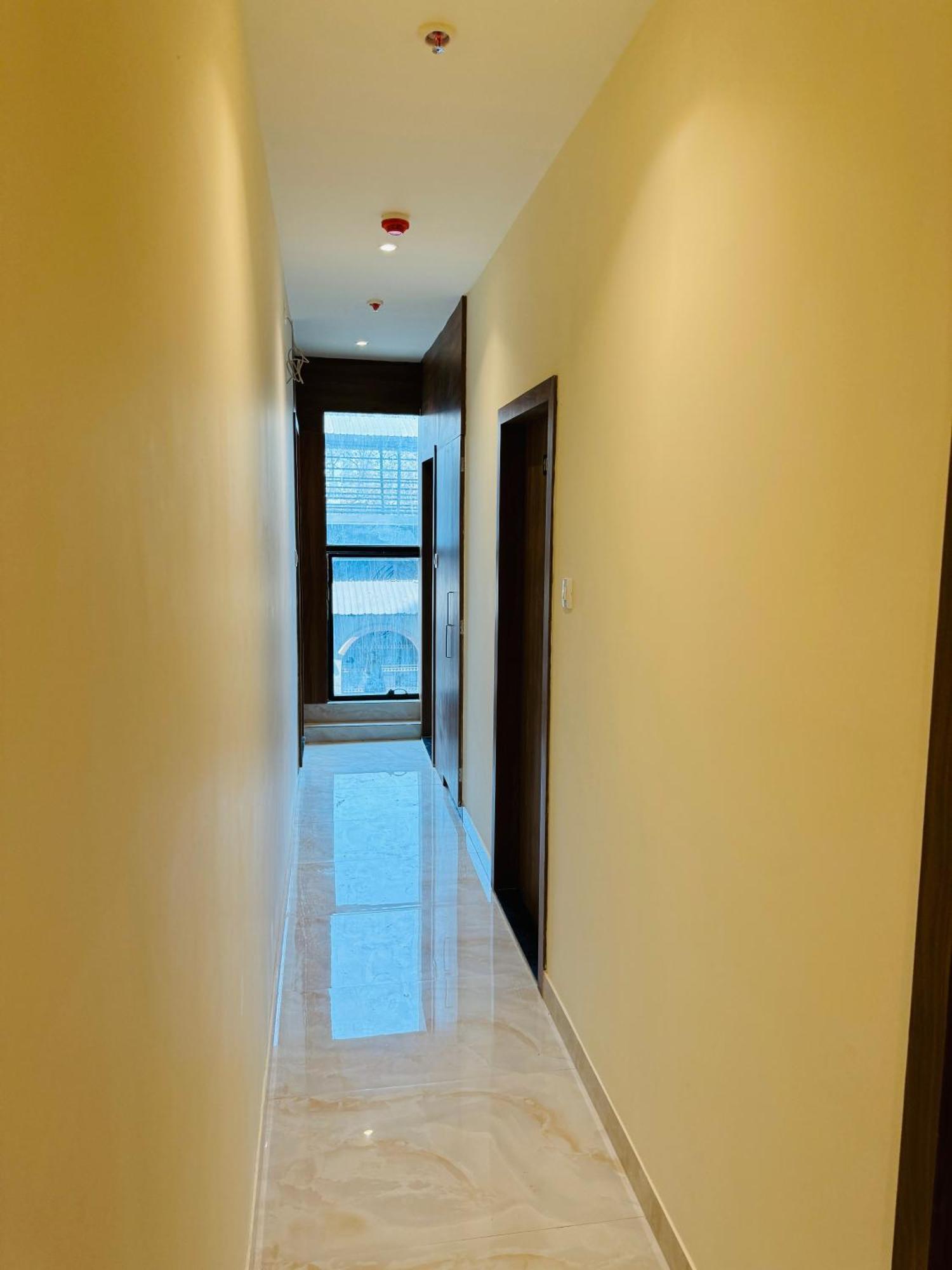 Hotel Bellamont Mumbai Bagian luar foto