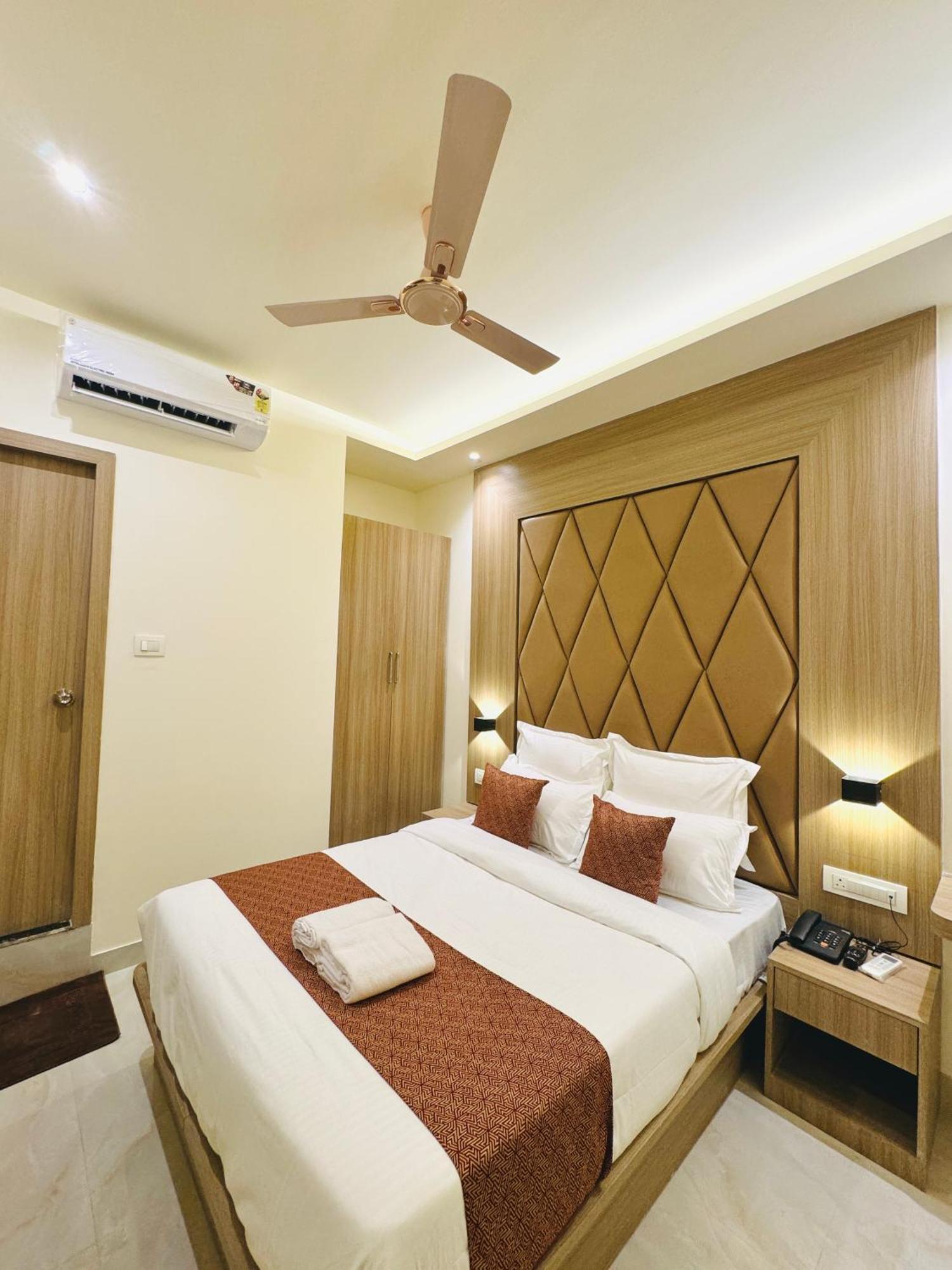 Hotel Bellamont Mumbai Bagian luar foto